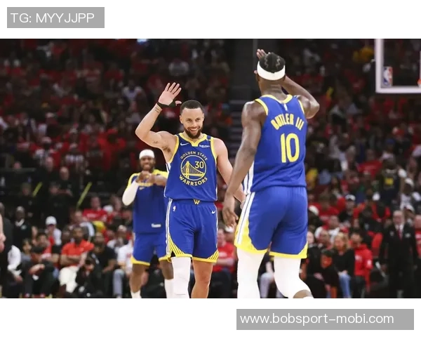 勇士因霍福德表现不佳积极寻求中锋交易以增强阵容实力